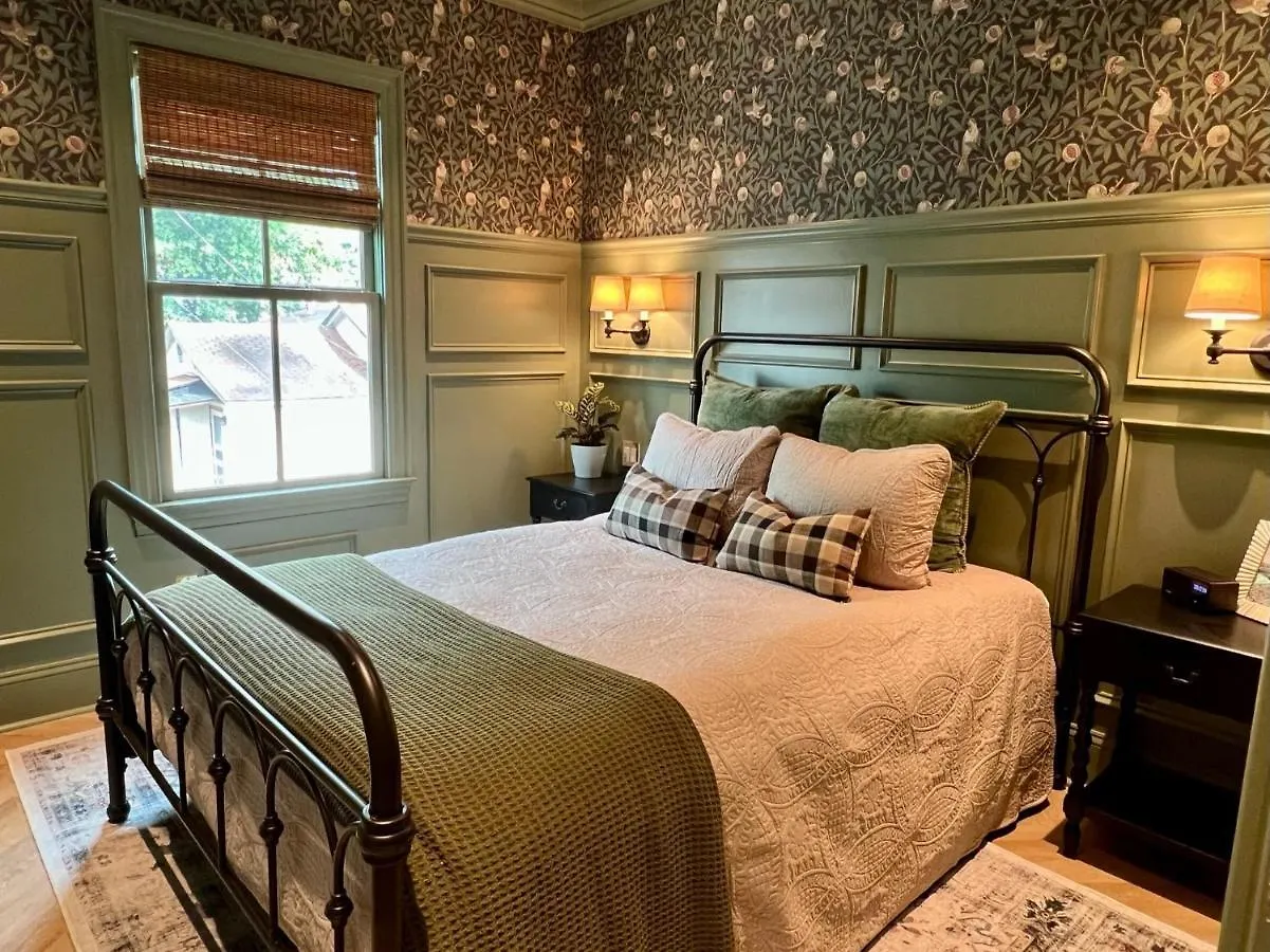New Construction Cottage In Downtown Savannah Arts District 0*,  United States